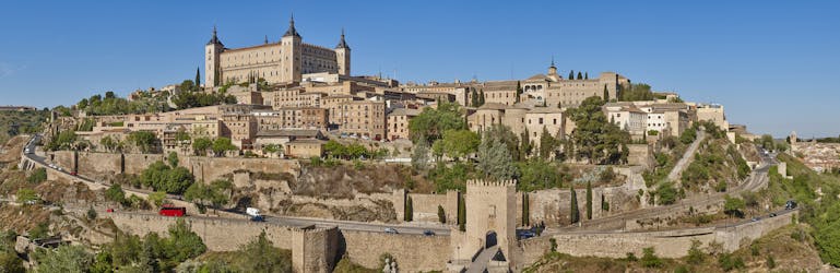 Toledo sightseeing tour with tourist train tickets
